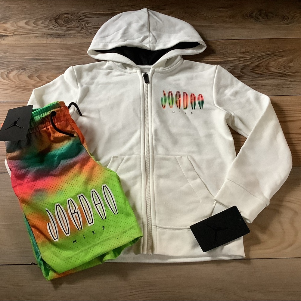 Jordan boys zip hoodie & shorts outfit size 6(NWT)~PRICE IS FIRM~